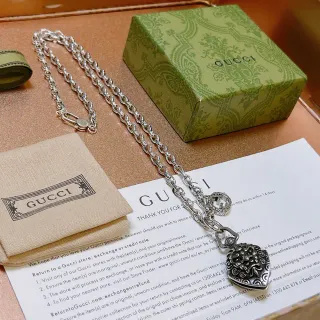Gucci রুপার চেইন অলংকৃত হার্ট লকেট নেকলেস