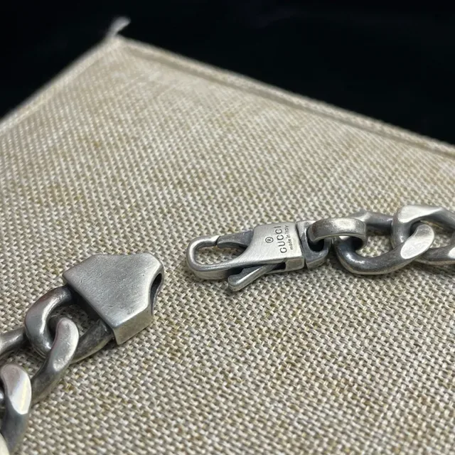 Gucci Silver Chunky Curb Chain Engraved Rectangular Plaque Bracelet 3