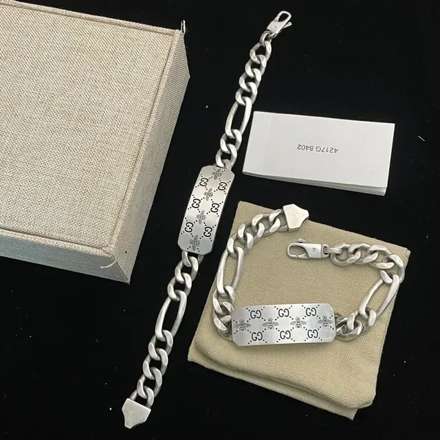 Gucci Silver Chunky Curb Chain Engraved Rectangular Plaque Bracelet 4