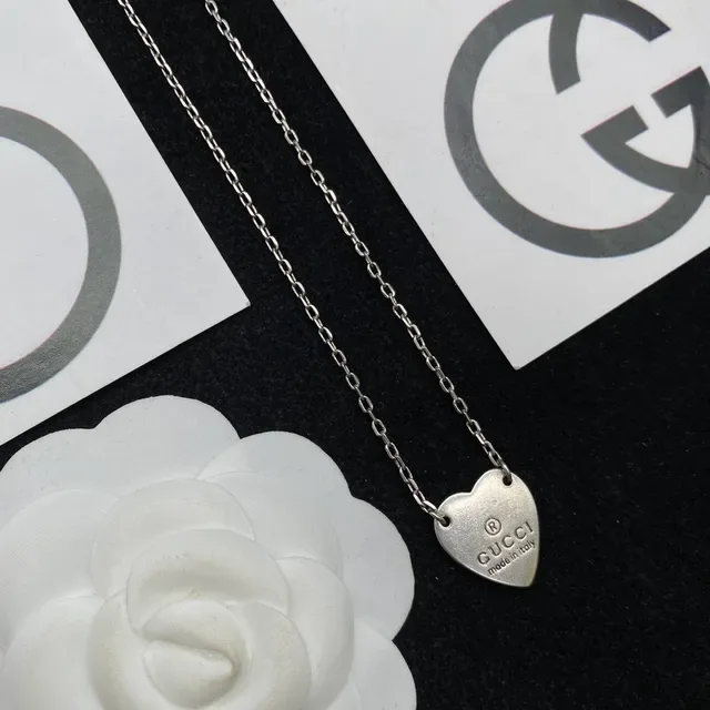 Gucci Silver Heart-Shaped Engraved Logo Necklace 4