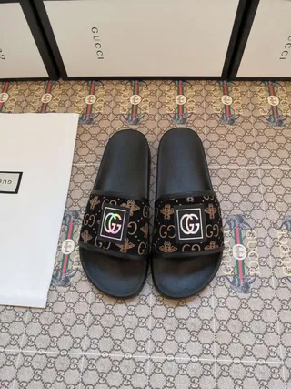 Gucci Slide Chaussons Noirs Monogram Sangle 5