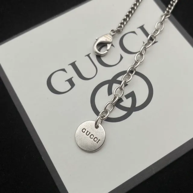 Gucci স্ট্রবেরি লাল চাঁদি এনামেল পেন্ড্যান্টস ইন্টারলকিং GG-লিঙ্ক চেইন হার 2