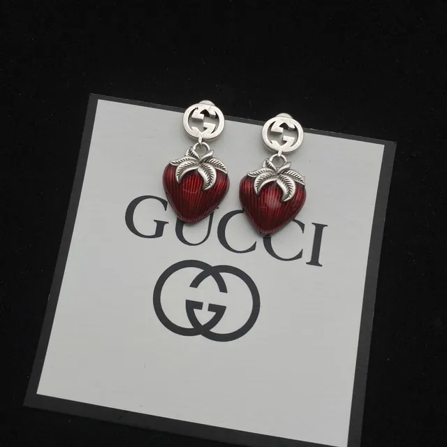 Gucci স্ট্রবেরি লাল চাঁদি এনামেল পেন্ড্যান্টস ইন্টারলকিং GG-লিঙ্ক চেইন হার 4