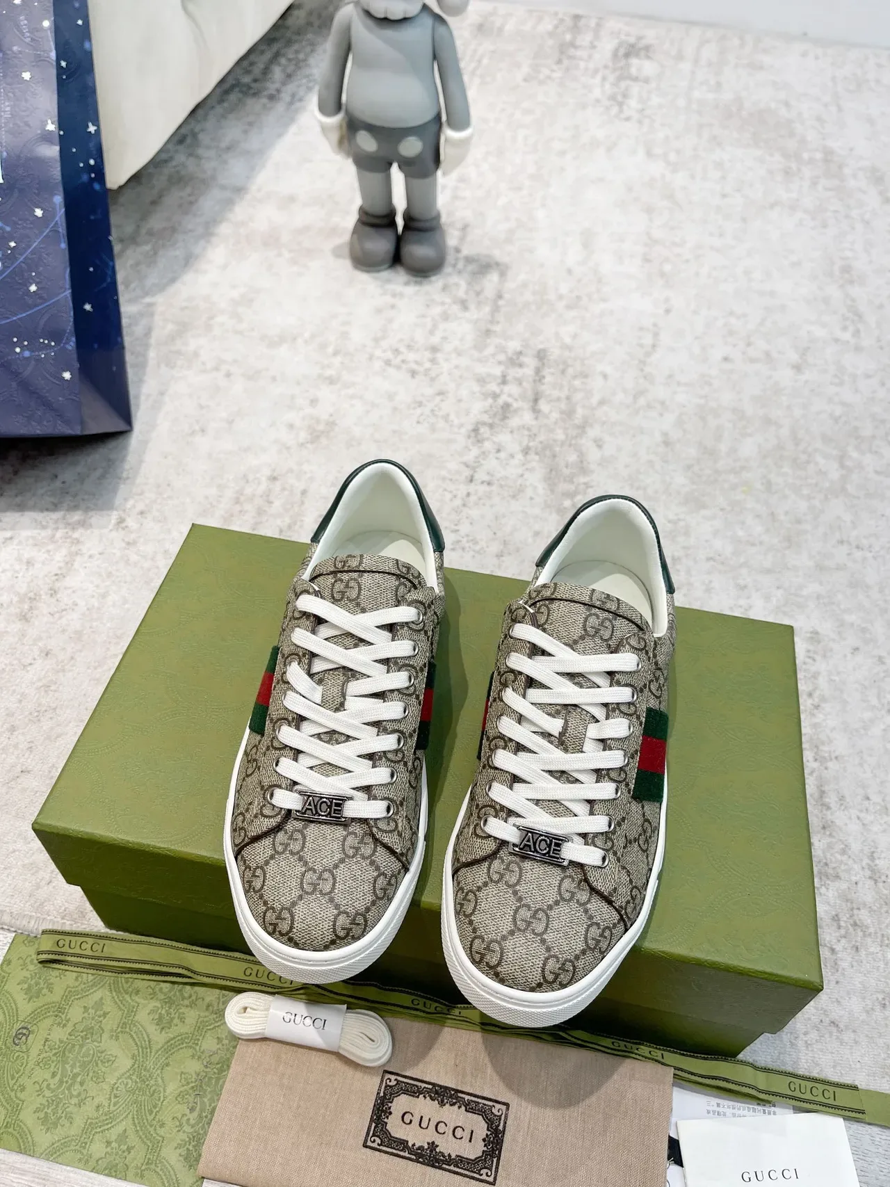 गुच्ची टेनिस 1977 बीज GG Monogram Web Stripe लाइफस्टाइल स्नीकर 5