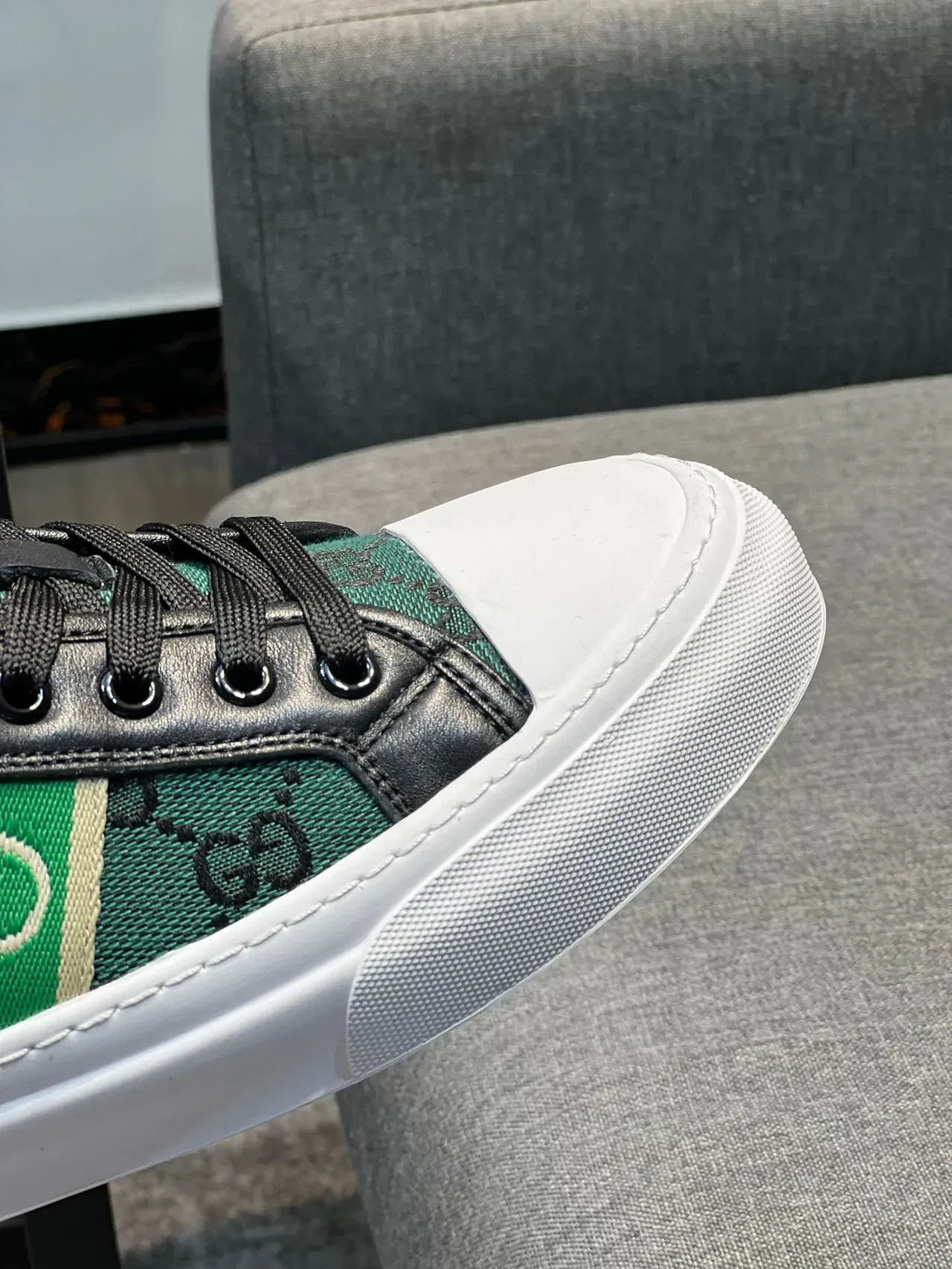 Gucci Tennis 1977 绿色 GG Monogram Web Stripe 生活方式运动鞋 3