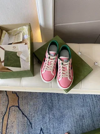 Gucci Tennis 1977 Tênis Lifestyle de Lona Rosa com Listra Web 4