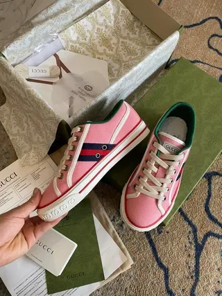 Gucci Tennis 1977 Tênis Lifestyle de Lona Rosa com Listra Web 7