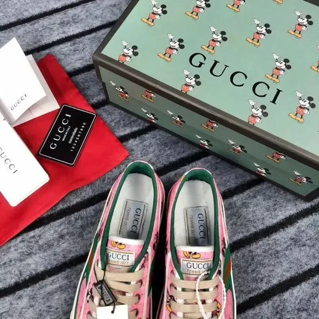 Gucci Tennis 1977 حذاء رياضي أسلوب حياة بطباعة ميكي ماوس وردي 3