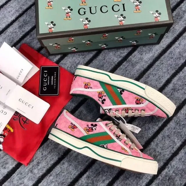 Gucci Tennis 1977 حذاء رياضي أسلوب حياة بطباعة ميكي ماوس وردي 4