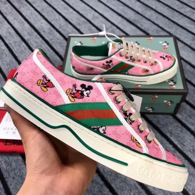 Gucci Tennis 1977 حذاء رياضي أسلوب حياة بطباعة ميكي ماوس وردي 7