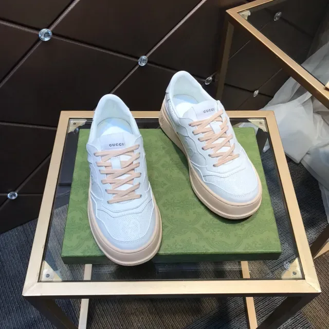 Gucci White Beige Platform Sole Perforated Leather Upper Lifestyle Sneakers 6