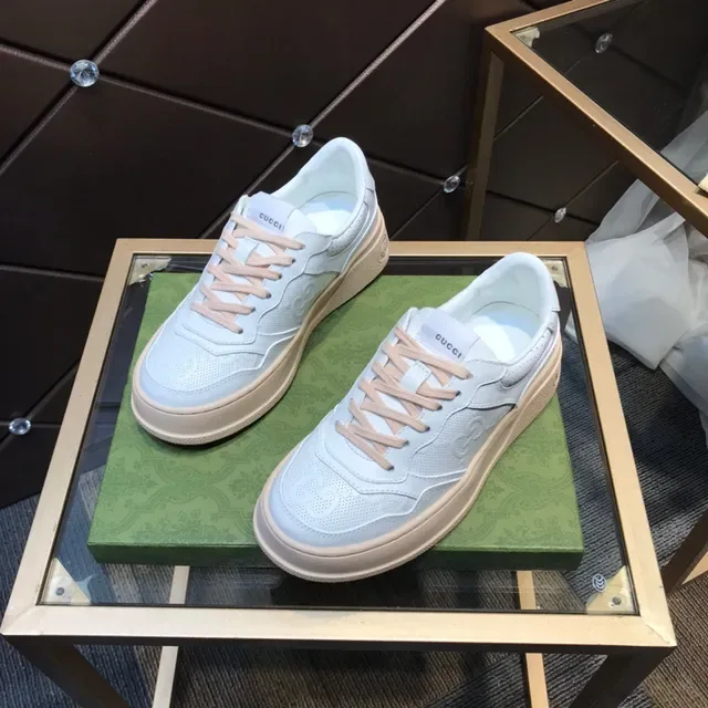 Gucci White Beige Platform Sole Perforated Leather Upper Lifestyle Sneakers 8