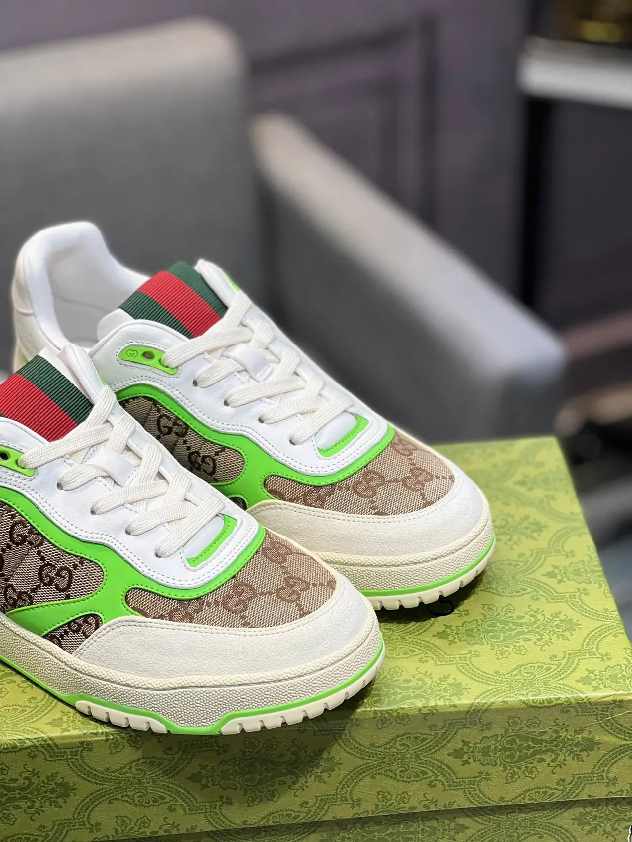 Gucci সাদা সবুজ GG Monogram ক্যানভাস নিওন পাইপিং লাইফস্টাইল স্নিকার্স 3
