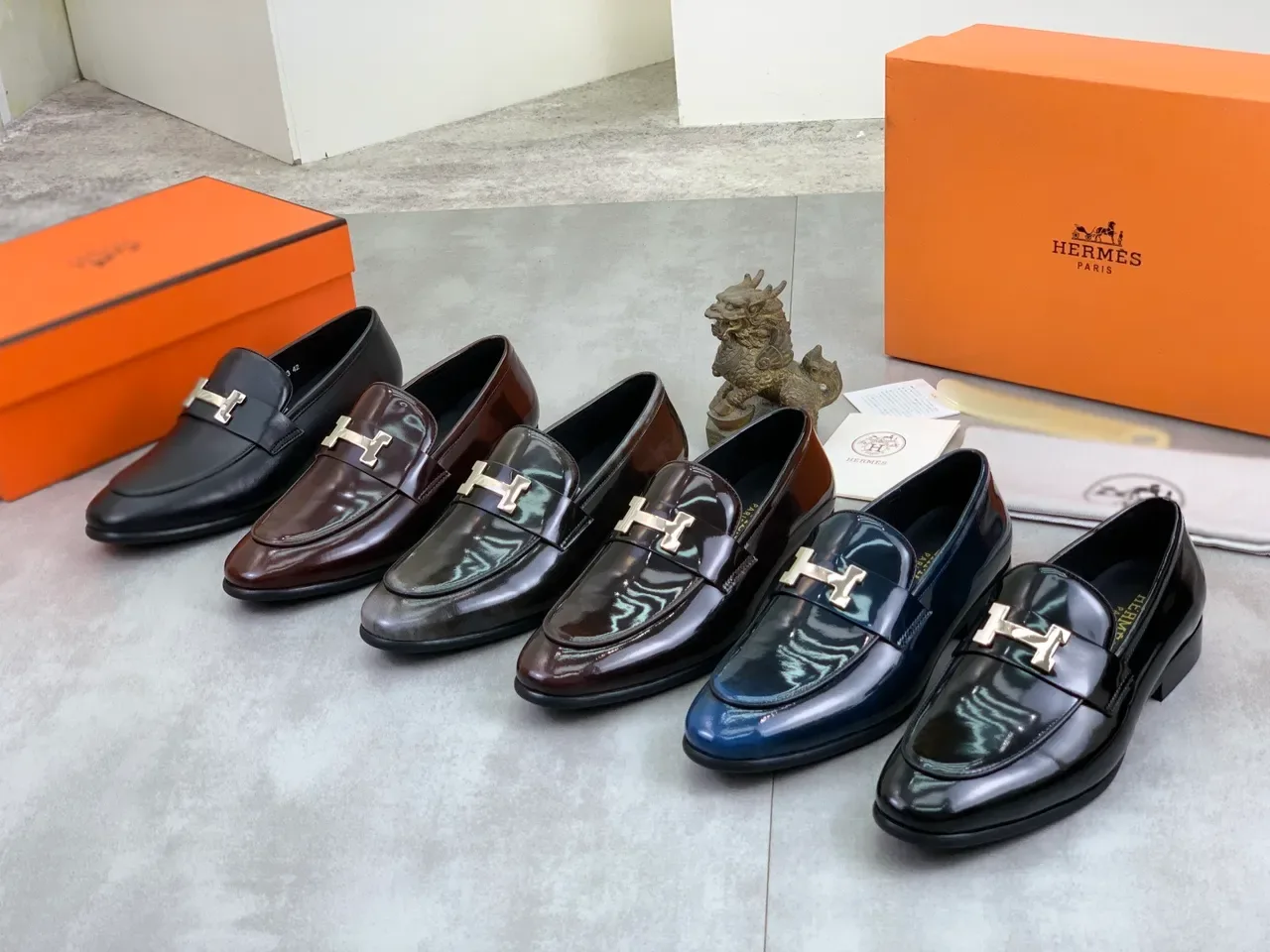 Hermès Black Silver Smooth Leather H-Shaped Metal Buckle Loafer 2