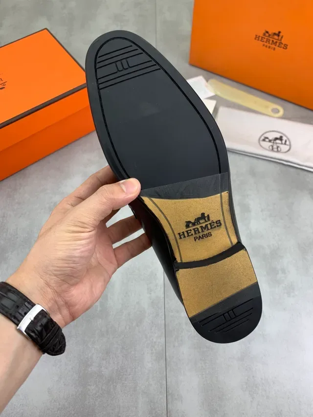 Hermès Black Silver Smooth Leather H-Shaped Metal Buckle Loafer 3