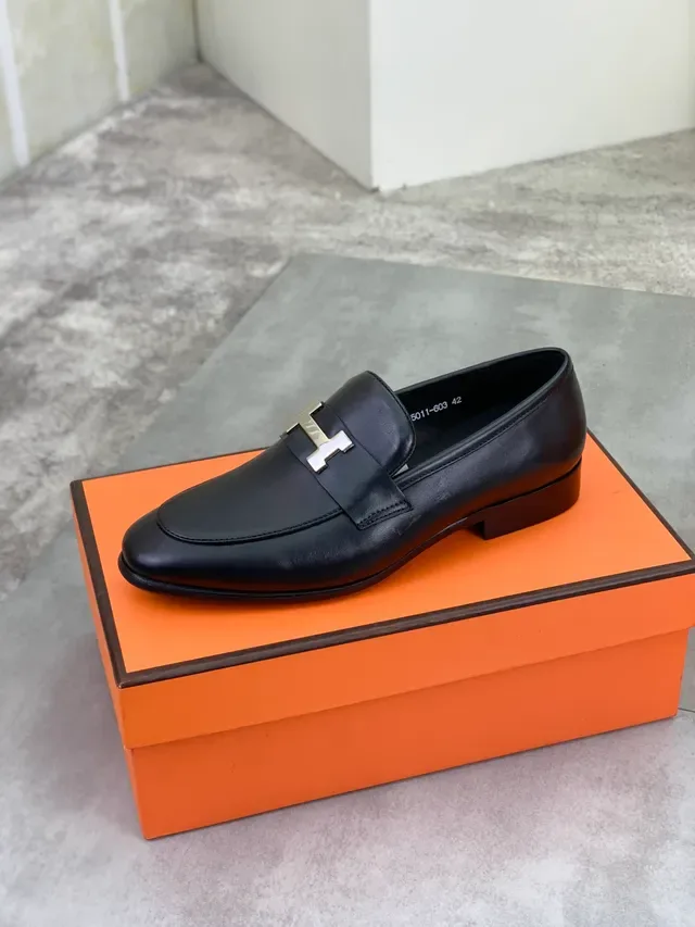 Hermès Black Silver Smooth Leather H-Shaped Metal Buckle Loafer 5