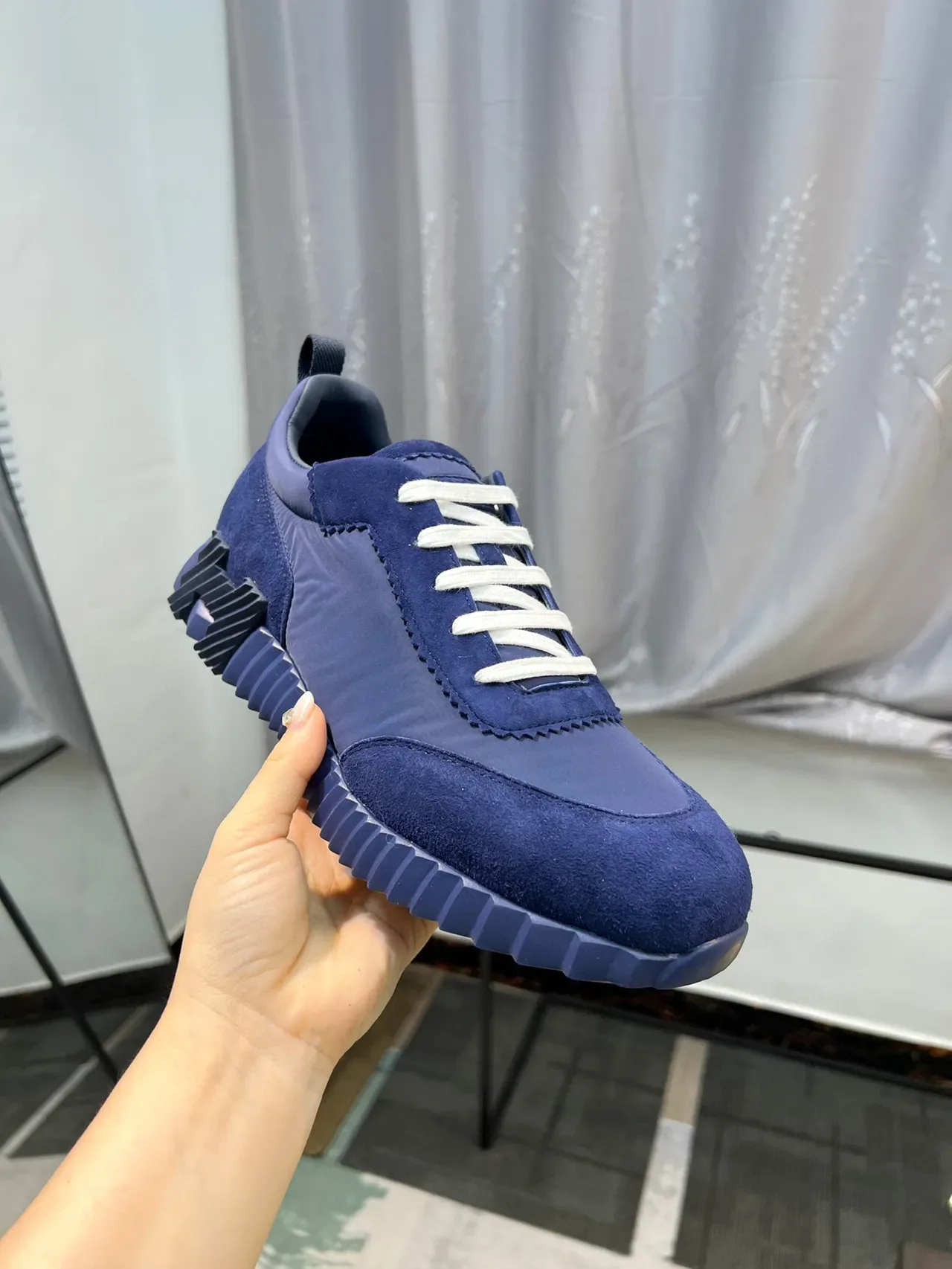 Hermès 蓝白 雕塑带棱纹鞋底 混合麂皮尼龙鞋面 生活方式运动鞋 6