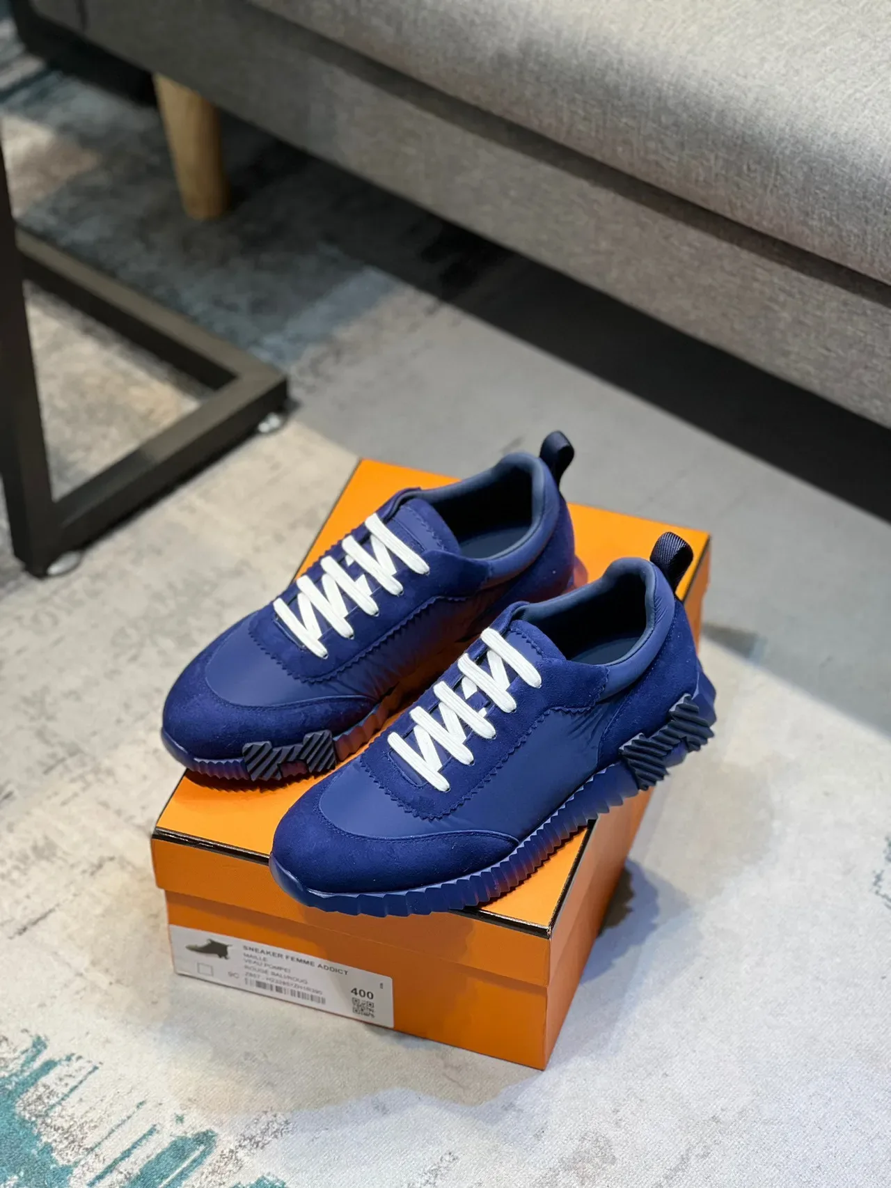 Hermès 蓝白 雕塑带棱纹鞋底 混合麂皮尼龙鞋面 生活方式运动鞋 7