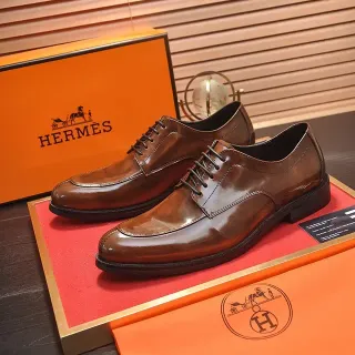 Hermès भूरा पॉलिश्ड कैप-टो ऑक्सफोर्ड जूते