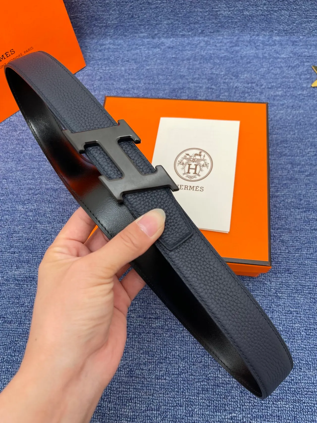 Hermès H Belt حزام جلد أسود حبيبي إبزيم ذهبي حزام جلد 11