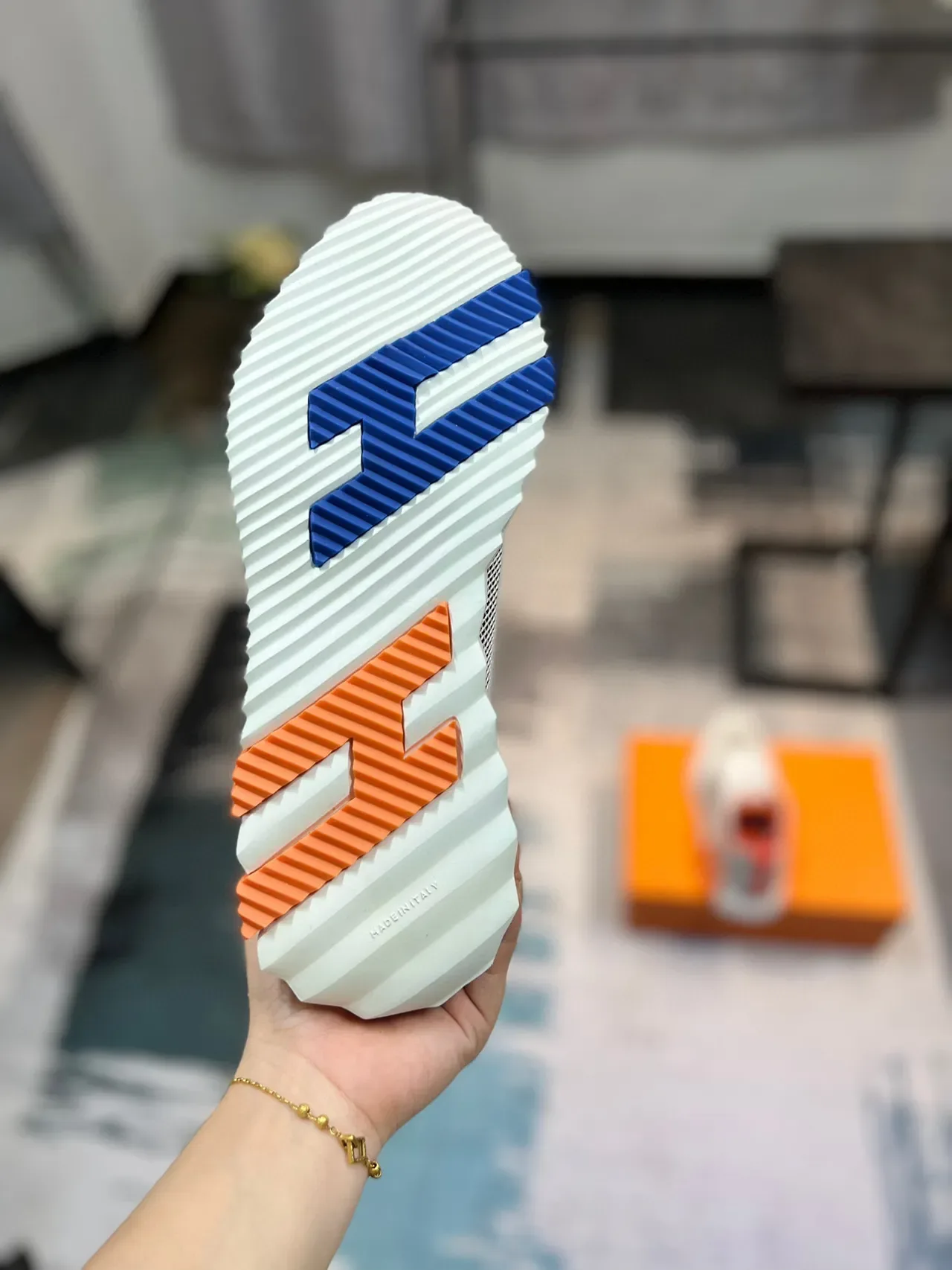 Hermès H-Ride Zapatillas Lifestyle Off-White y Naranja 9