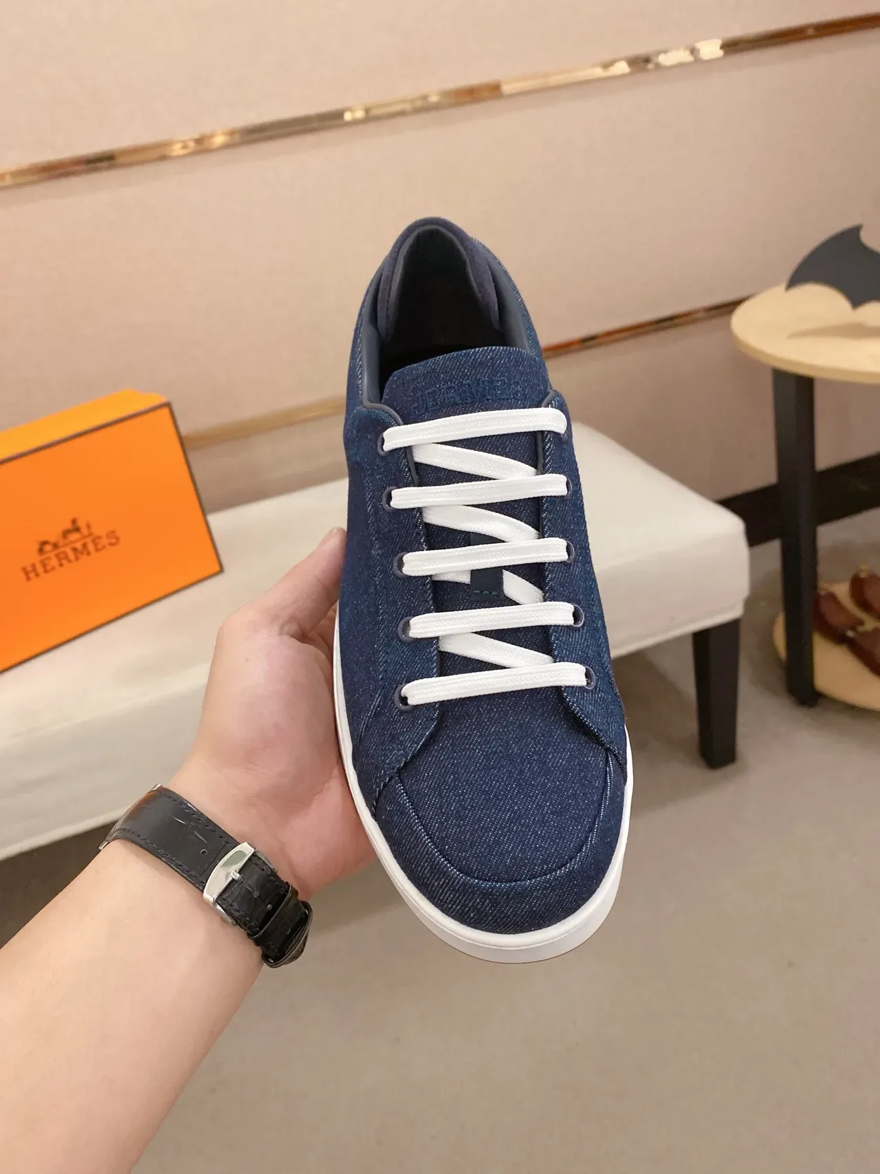 Hermès H 慢跑鞋 海军蓝 牛仔布 白色鞋底 生活方式慢跑鞋 5
