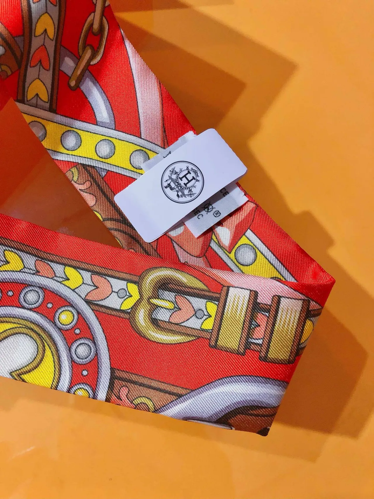 Hermès Harnais de Coeur Twilly লাল রেশমের স্কার্ফ 5