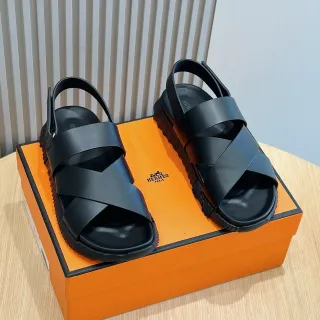 Hermès Oran Black Crisscross Strap Casual Sandals