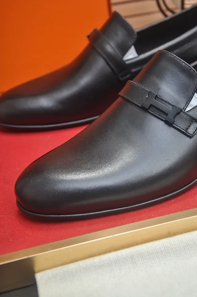 Hermès Oran Black Leather H-Buckle Loafers 2
