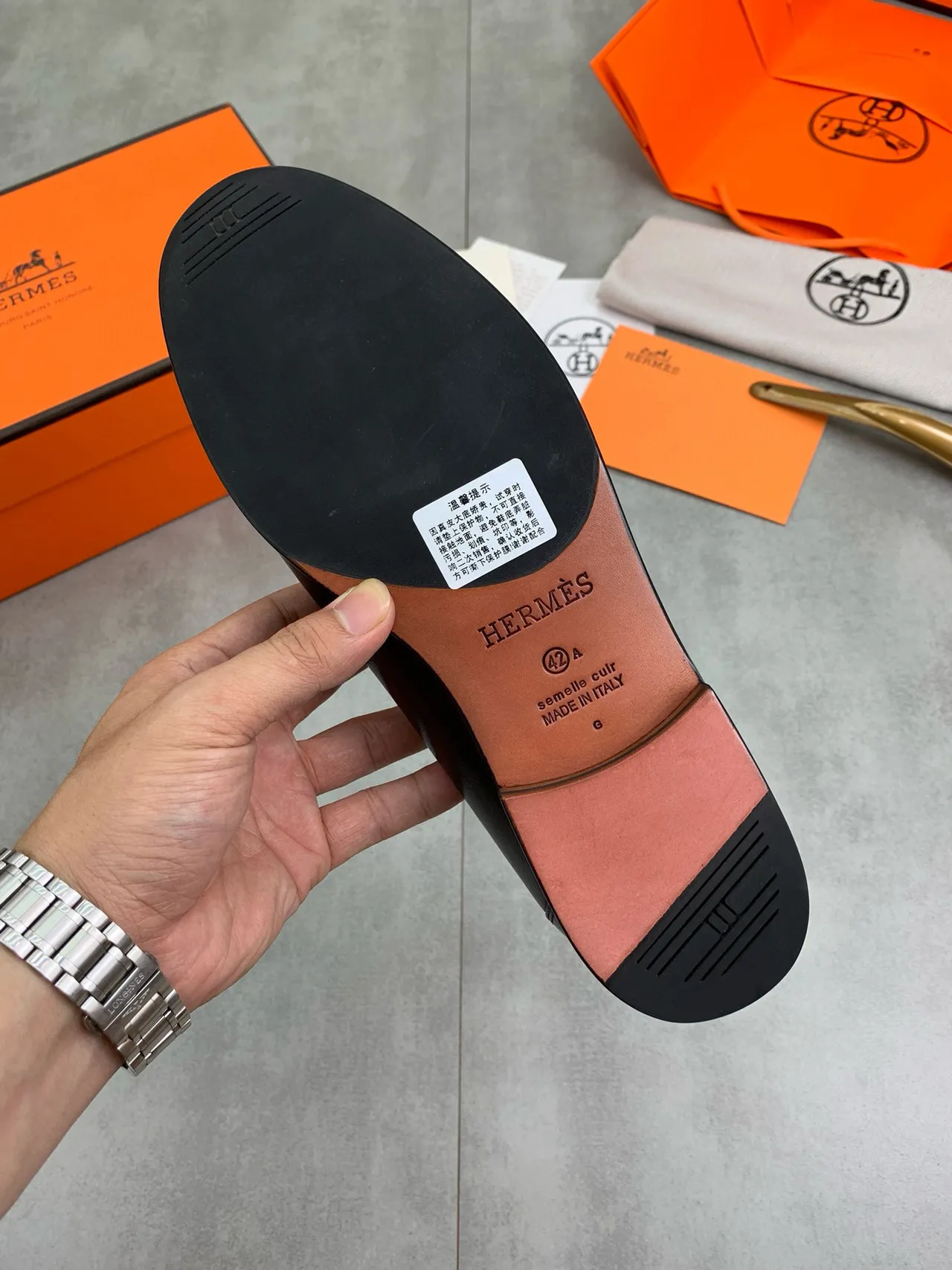 Hermès Oran Mocassin en Cuir Noir avec Horsebit 4
