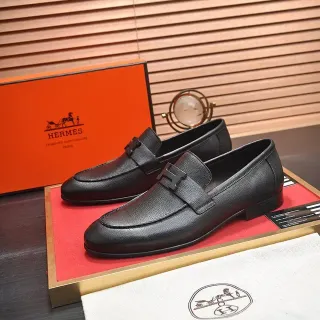 Hermès Oran 黑色压纹皮革 H-Buckle 乐福鞋