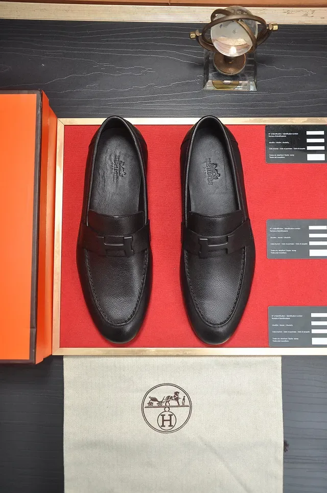 Hermès Oran काली पेब्ल्ड लेदर H-Buckle लोफर 2