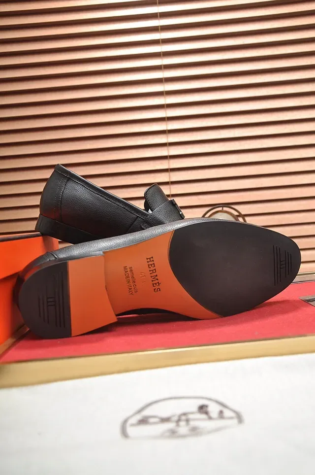 Hermès Oran काली पेब्ल्ड लेदर H-Buckle लोफर 7