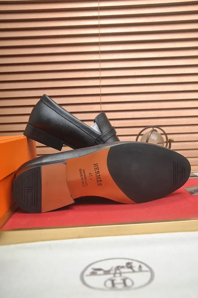 Hermès Oran Mocassins de Couro Texturizado Preto com H-Buckle 3