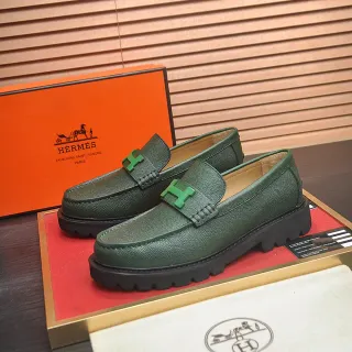 Hermès Oran 绿色黑色粒面皮革 H-Buckle Hardware 乐福鞋