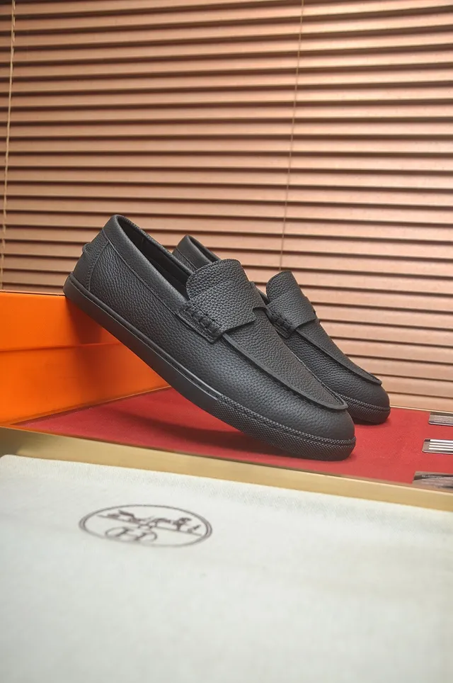 Hermès Oran Loafer Black Pebbled Leather Slip-On Loafers 2
