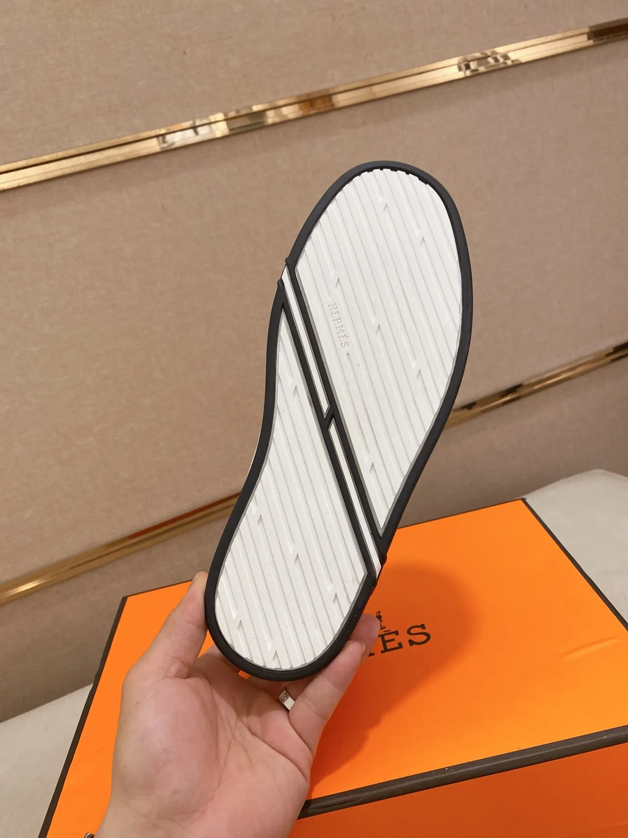 Hermès Oran Loafer White Leather Slip-On Loafer 2