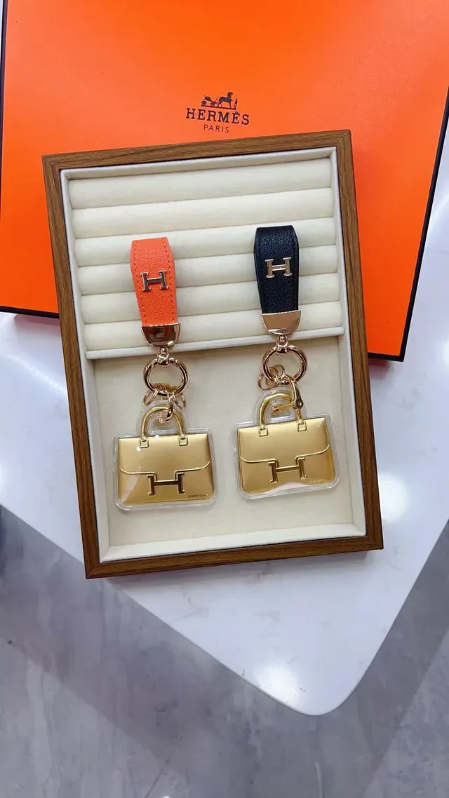 Hermès 橙黑 皮革 肩带 金色金属 'H' 标志 手袋 3