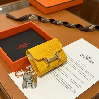 Hermès حقيبة جلد التمساح المطبوغ أصفر فضي مغلق بالاديوم على شكل H