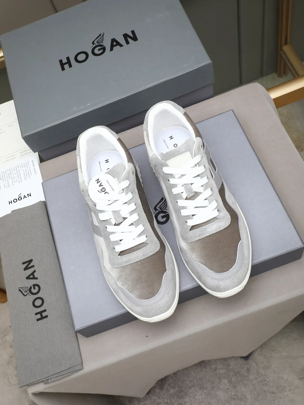 Hogan H322 ग्रे सुड H-Logo लाइफस्टाइल स्नीकर 2