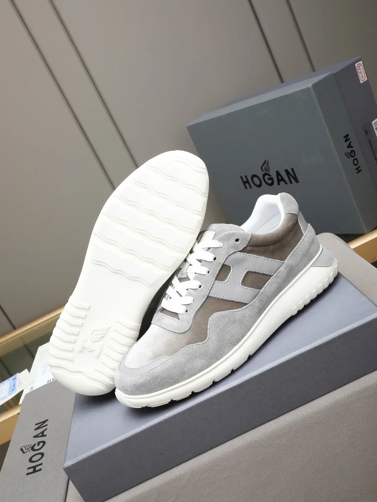 Hogan H322 ग्रे सुड H-Logo लाइफस्टाइल स्नीकर 4