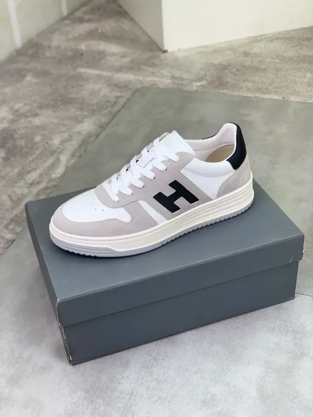 Hogan Sneakers Blancas y Grises Low-Top de Ante y Cuero Paneladas Lifestyle 4
