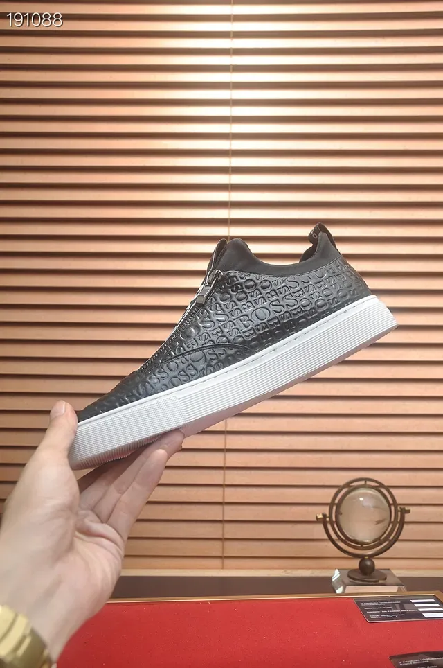 Hugo Boss Black White Laceless Slip-On Embossed Leather Upper Lifestyle Sneakers 6