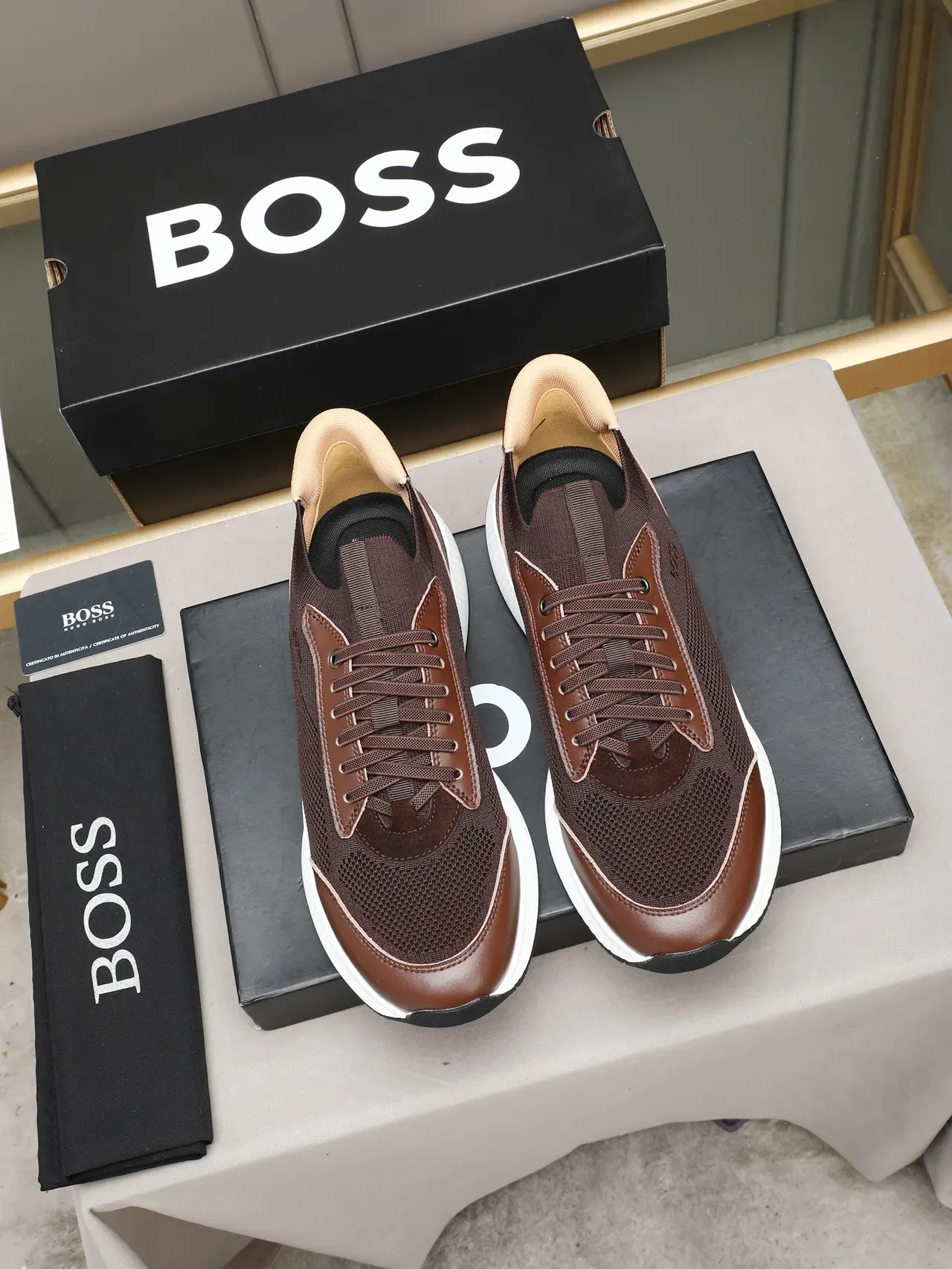 Hugo Boss Sneakers Lifestyle Marron en Maille et Cuir 2