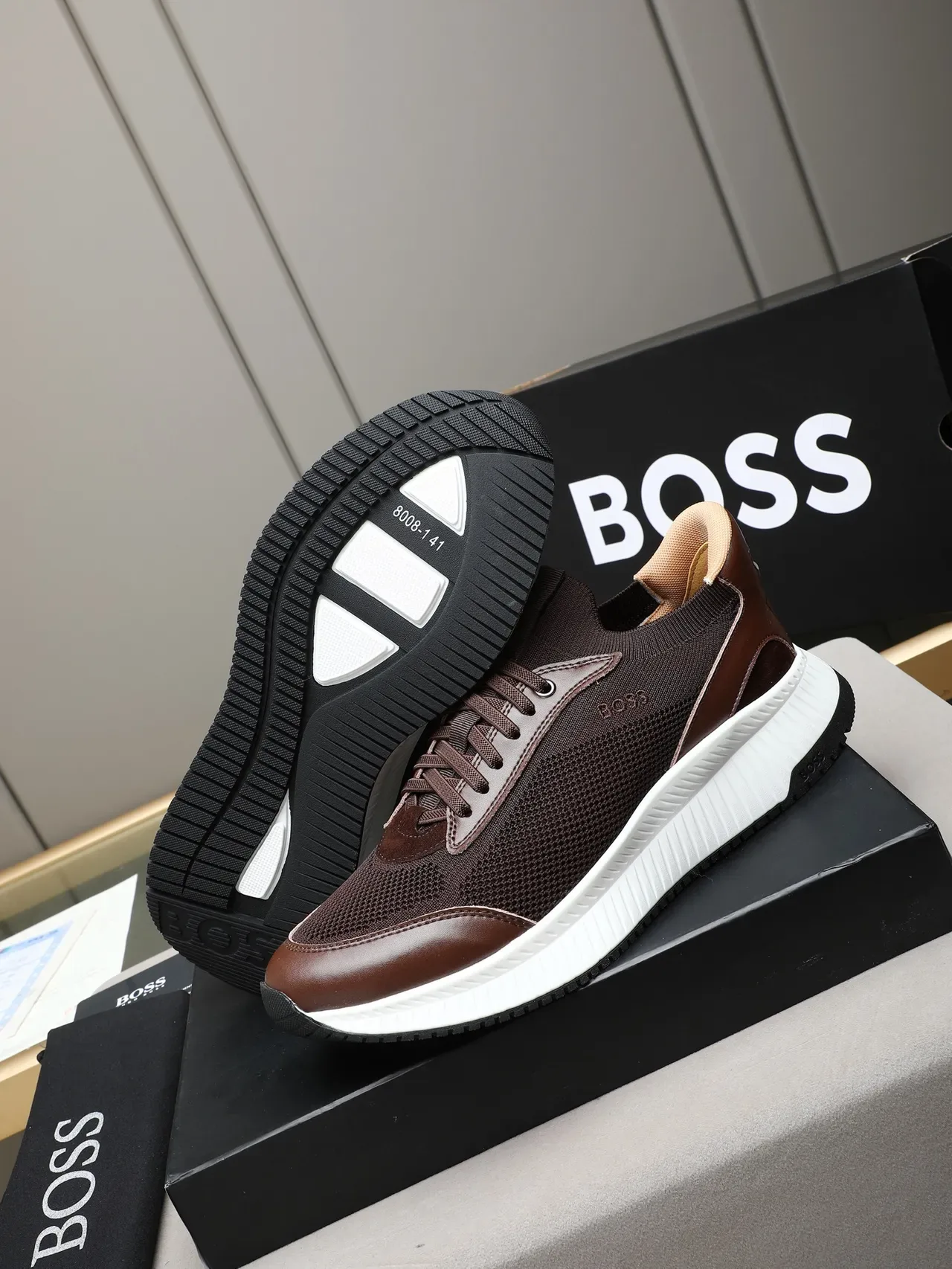 Hugo Boss Sneakers Lifestyle Marron en Maille et Cuir 4