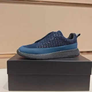 Zapatillas lifestyle slip-on color navy con logo embossed Hugo Boss