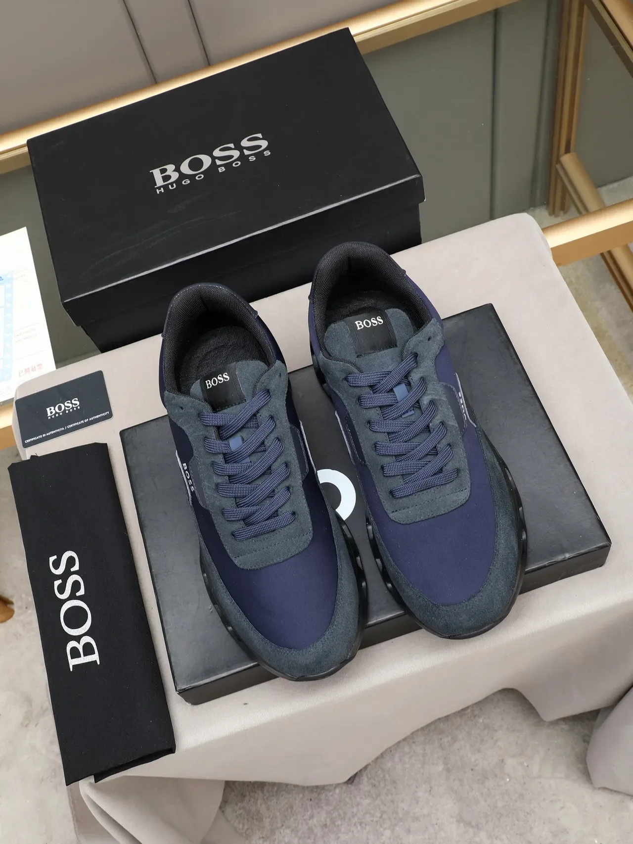 Zapatillas Lifestyle Hugo Boss Navy Black con upper de material mixto y midsole esculpido ventilado 2
