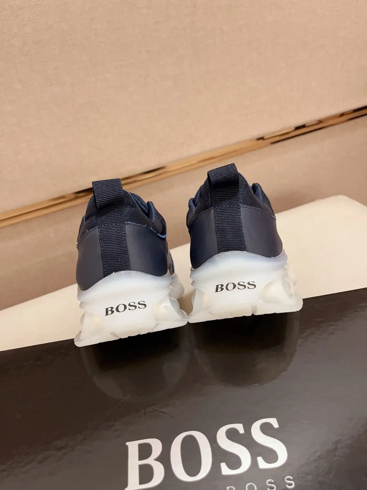 Hugo Boss নীল সোনালি লোগো জীবনধারা স্নিকার্স 8