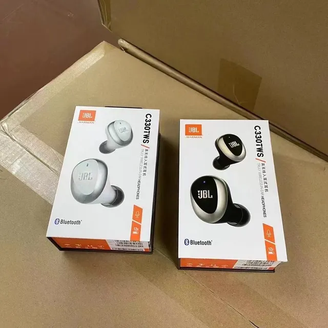 JBL C330TWS 银黑双色金属质感圆形充电盒 TWS 耳机 2