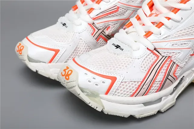 Kith Runner Beige/Orange zapatillas lifestyle 4